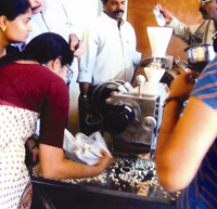 Twin-Screw Extruder-Cooker 